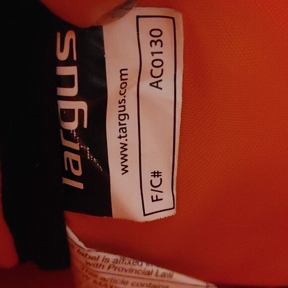 Targus Strata 15.6-Inch Slipcase Pewter, Grey - Picture 6 of 6